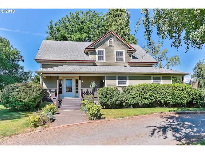 4370 Portland Dr Hood River, OR 97031