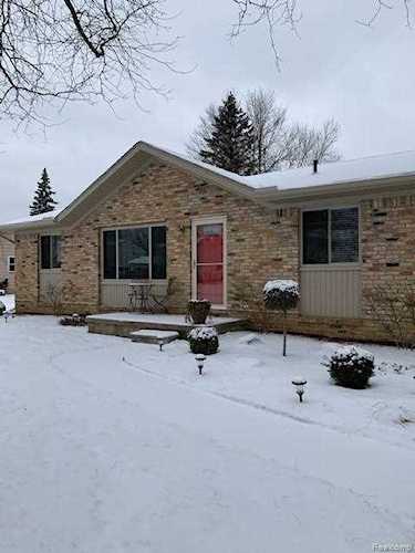 5537 Canonsburg Rd Grand Blanc Twp, MI 48439 | MLS 2200013441 Photo 1