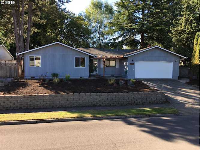 12153 SW 125th Ave Tigard, OR 97223