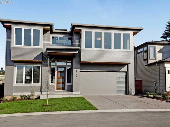 8979 SW Harmon Ln Portland, OR 97225