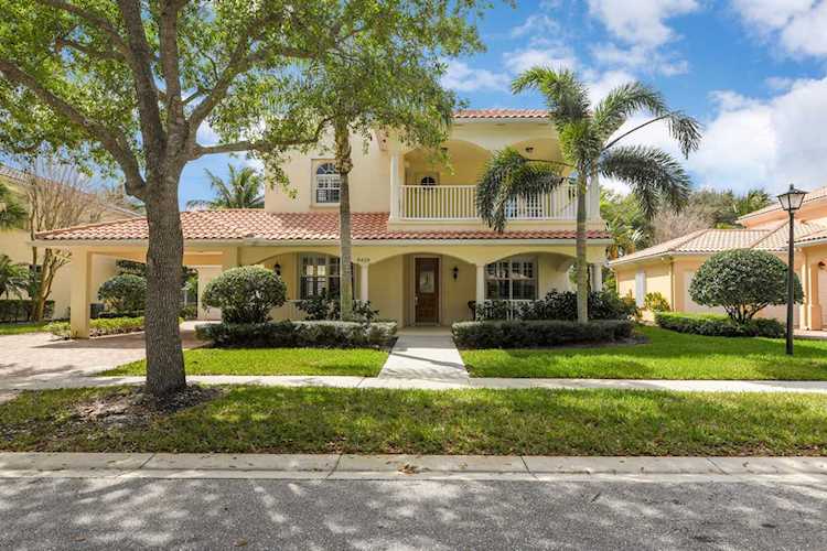 8428 Arima Lane Wellington, FL 33414