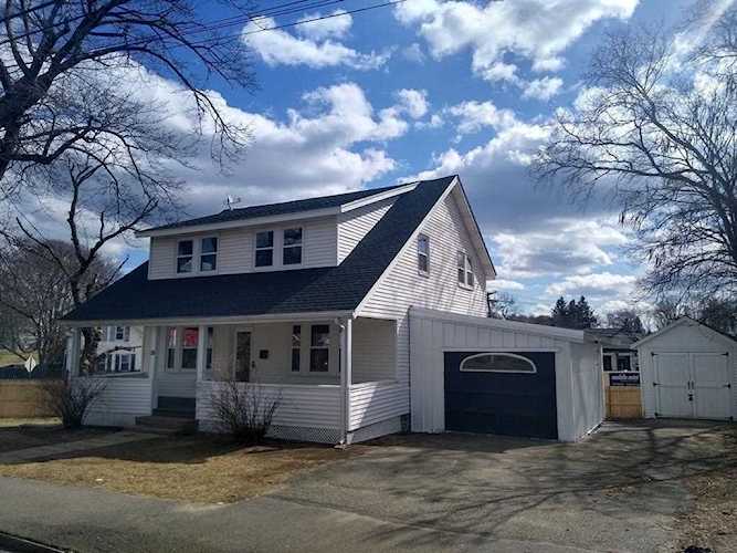 29 Jefferson St Taunton, MA 02780