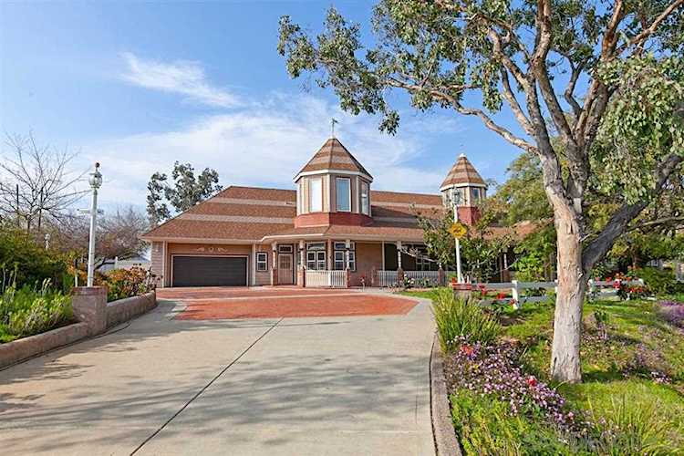 1372 Tracey Lane El Cajon, CA 92021
