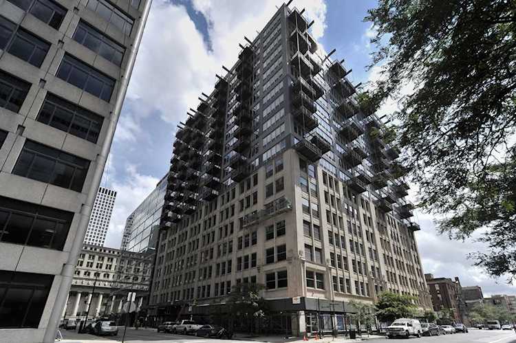 565 W Quincy St #803 Chicago, IL 60661
