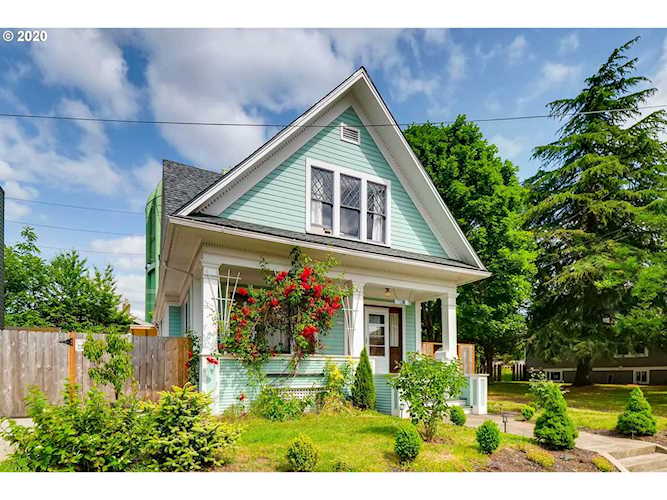 We Know Portland | 4412 NE 18th Ave, Portland, OR, 97211 Photo 1