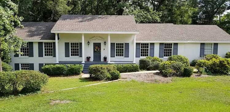 325 Deese Road Ozark, AL 36360