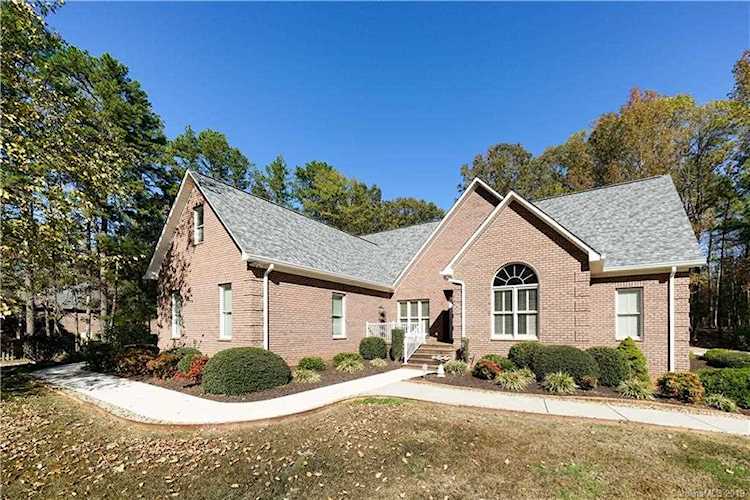 6244 Mountain Vine Ave Kannapolis, NC 28081