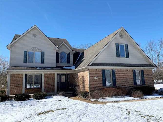 8409 Saddlewood Circle Green Oak Twp, MI 48116