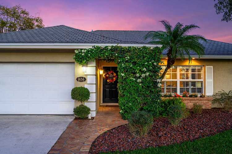 1656 Old Cypress Trail Wellington, FL 33414