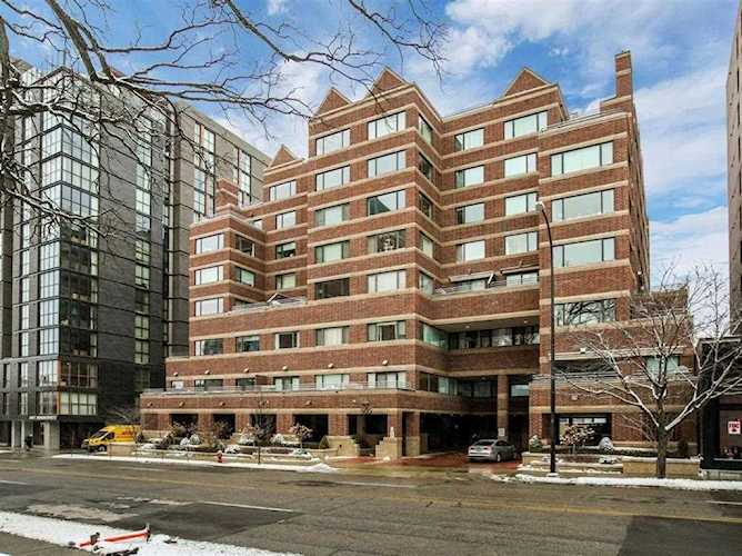 505 E Huron St #403 Ann Arbor, MI 48104