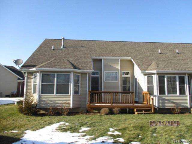5469 Red Oak Ct Fenton Twp, MI 48451