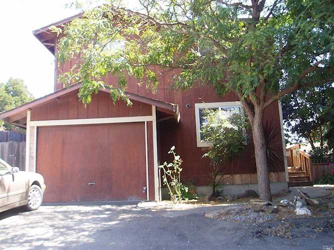 9998 Oak Street Penngrove, CA 94951 | MLS 21921525 Photo 1