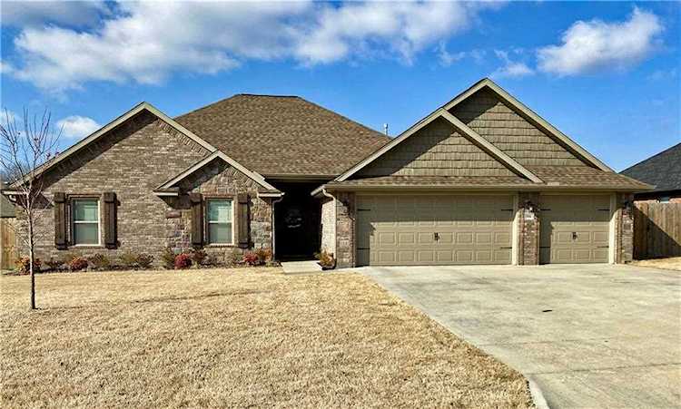 806 Sedgwick Dr Prairie Grove, AR 72753