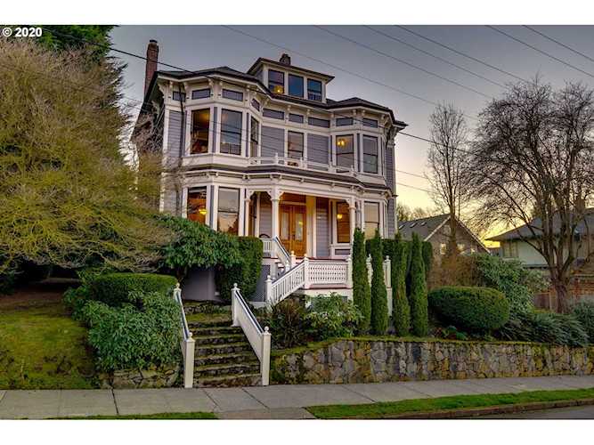 5332 SE Morrison St Portland, OR 97215