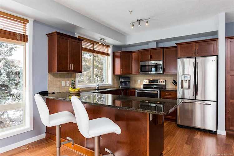 2142 Vasile Road #205 Kelowna, BC V1Y6H5