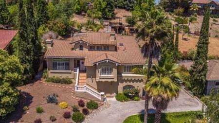 1465 Welburn Avenue Gilroy, CA 95020