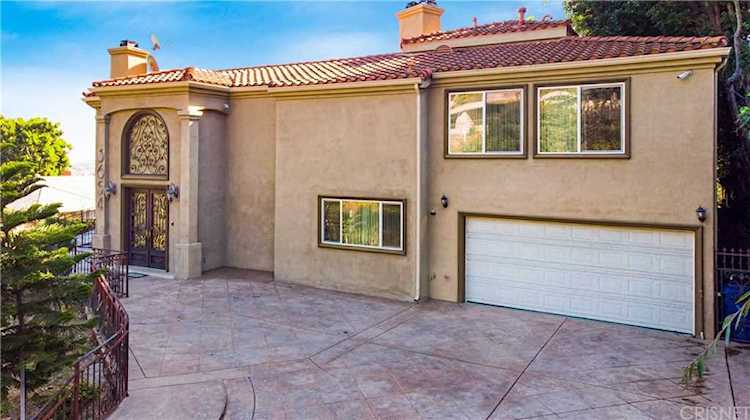 3654 Wrightwood Drive Studio City, CA 91604