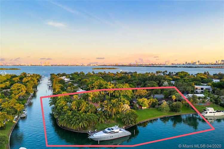 625 Button Wood Lane Miami, FL 33137