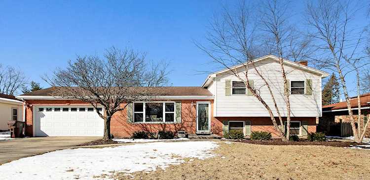 116 Sycamore Ln Frankfort, IL 60423