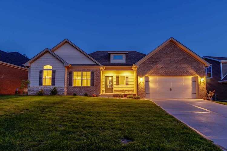 135 Sunningdale Drive Georgetown, KY 40324