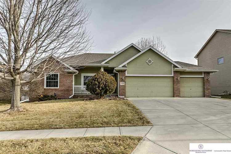 11929 S 53 St Papillion, NE 68133