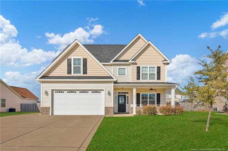 931 Ronald Reagan Dr Fayetteville, NC 28311