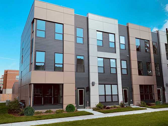 3153 N Karlov Ave Chicago, IL 60641