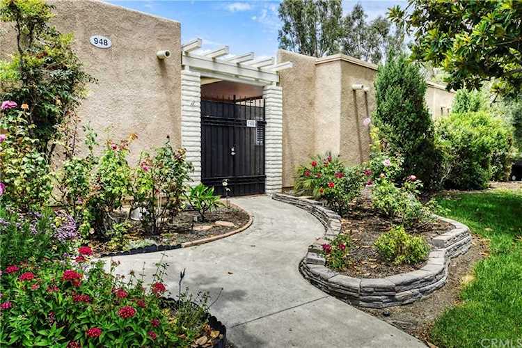 948 Calle Aragon #C Laguna Woods, CA 92637 | MLS OC19177801 Photo 1