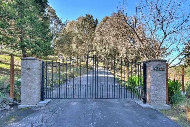 23501 Summit Road Los Gatos, CA 95033