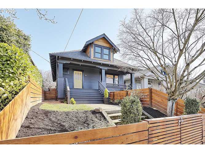 We Know Portland | 1302 SE 49th Ave, Portland, OR, 97215 Photo 1