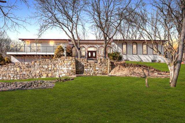 8900 W 105th St Palos Hills, IL 60465