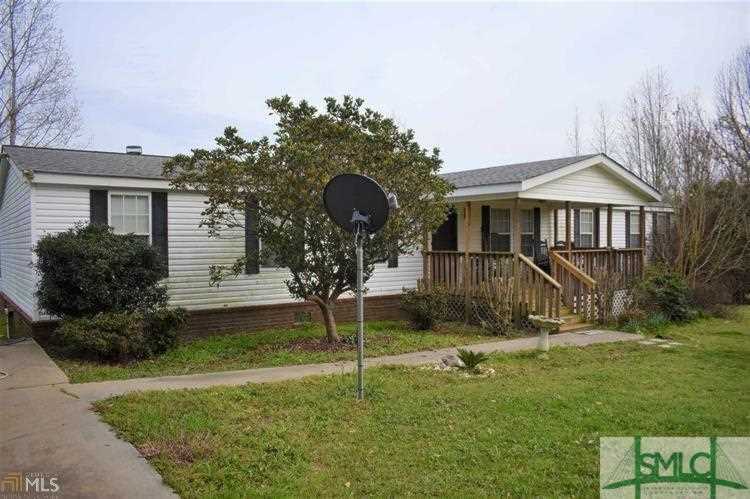 5611 Hooks Rd Millen, GA 30442