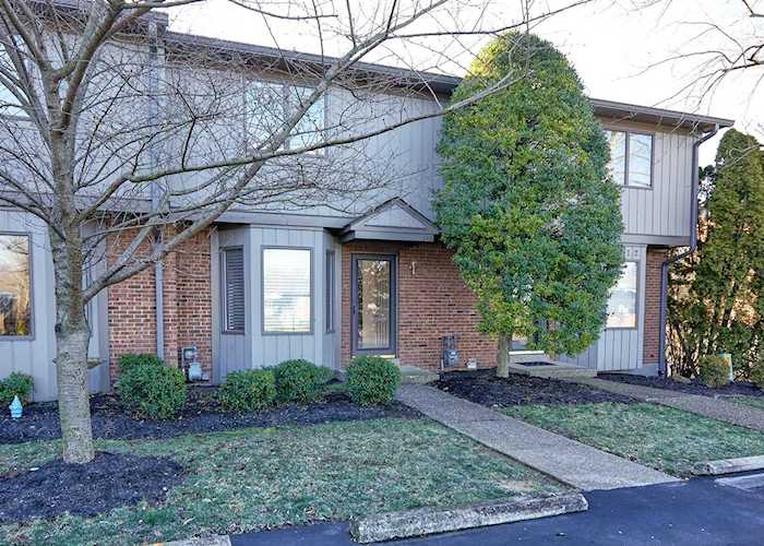6414 Marina Dr Louisville, KY 40059