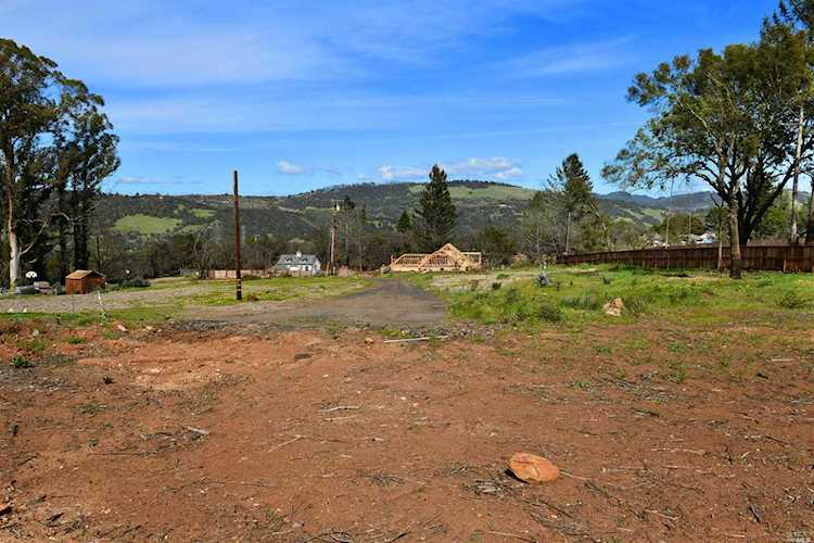 4452 Parker Hill Road Santa Rosa, CA 95404 | MLS 21908881 Photo 1