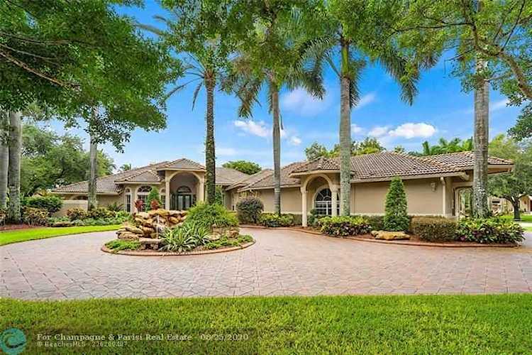 7520 W Cypresshead Dr Parkland, FL 33067