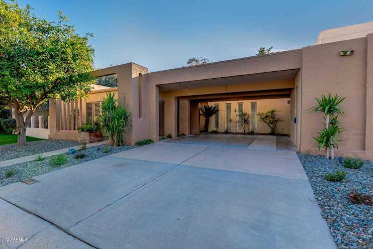 7234 N Via De La Montana Scottsdale, AZ 85258
