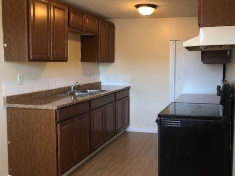 4515 7 Avenue SE #10 Calgary, AB T2A 5E4