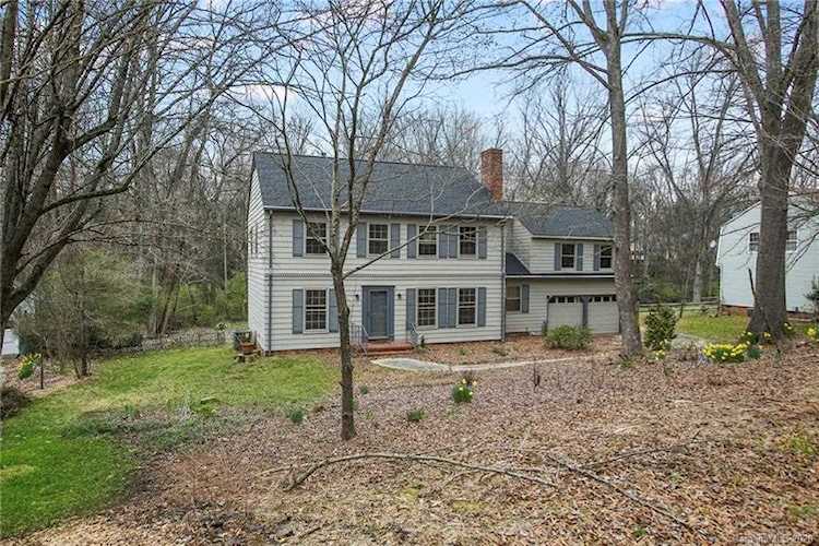 3908 Bridgewood Ln Charlotte, NC 28226