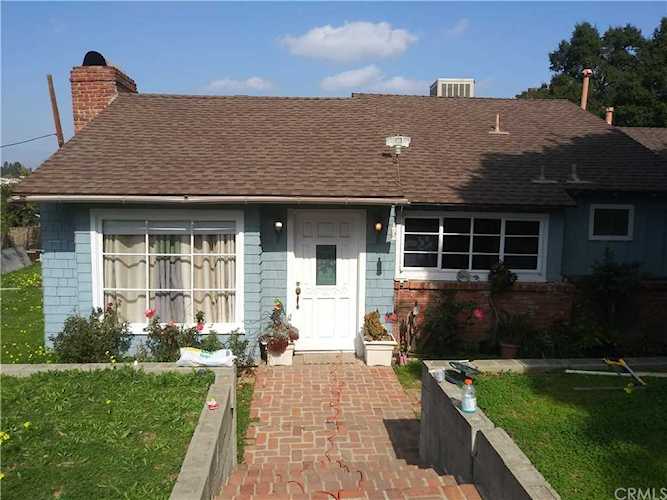 11775 Laurelwood Drive Studio City, CA 91604