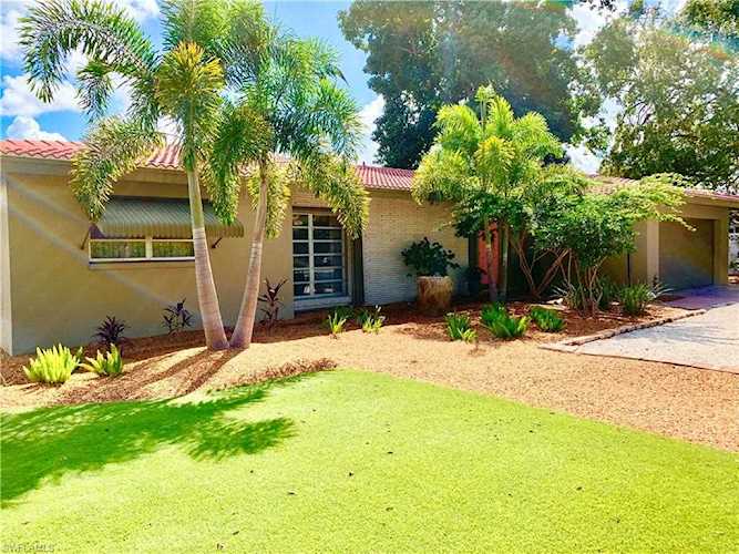 4727 Mcgregor Blvd Fort Myers, FL 33901 | MLS 219072560 Photo 1