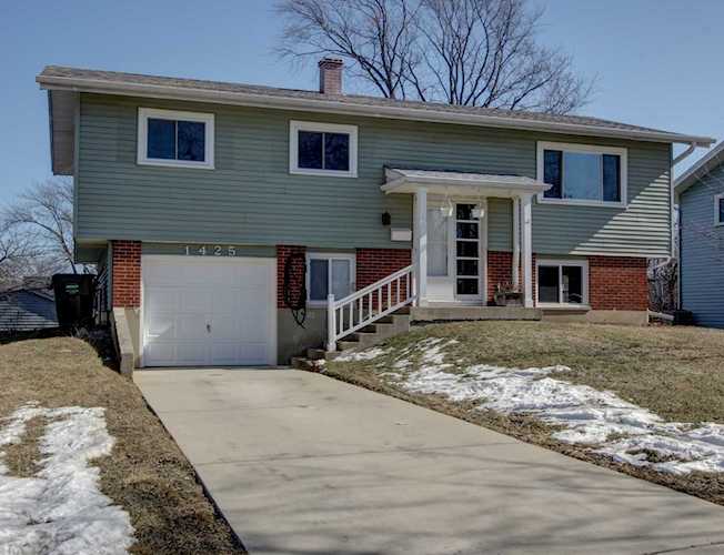 1425 Highland Blvd Hoffman Estates, IL 60195