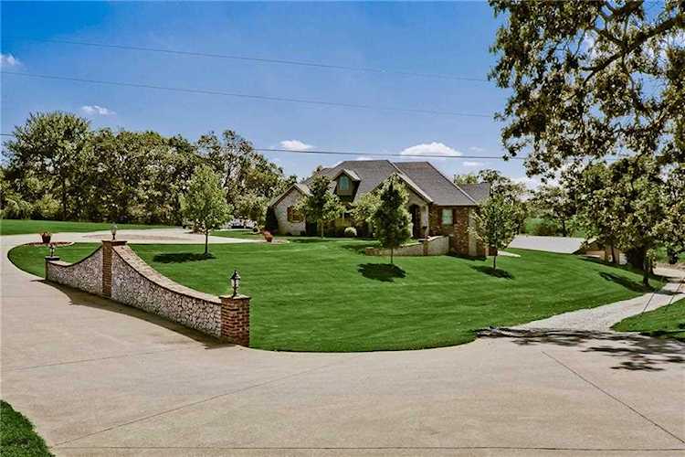 13679 N Highway 279 Gravette, AR 72739