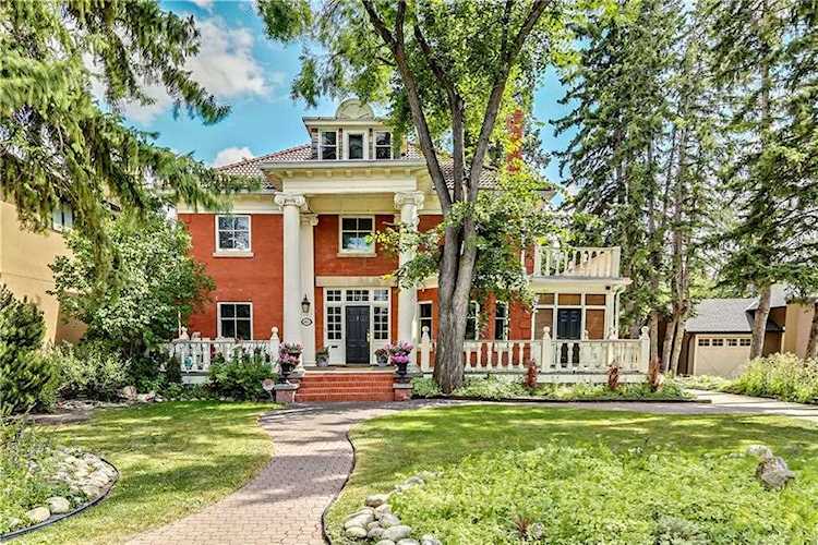 1415 Prospect Avenue SW Calgary, AB T2T 0X7
