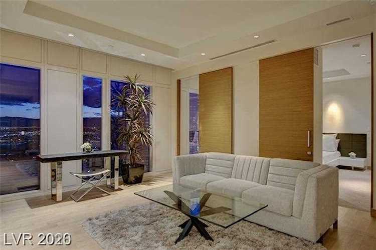 3750 S Las Vegas Bl Blvd #3811 Las Vegas, NV 89158