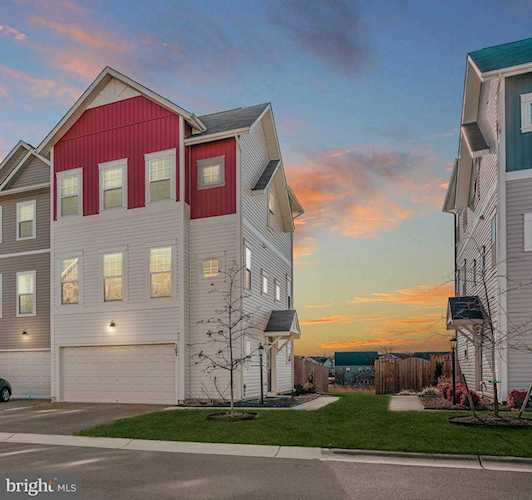 107 Jitterbug Way Stephenson, VA 22656
