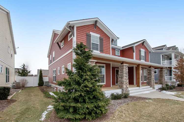 4658 Macatawa Legends Blvd #4 Holland, MI 49424