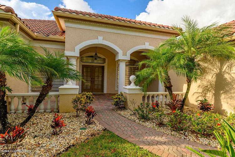 8199 National Drive Melbourne, FL 32940