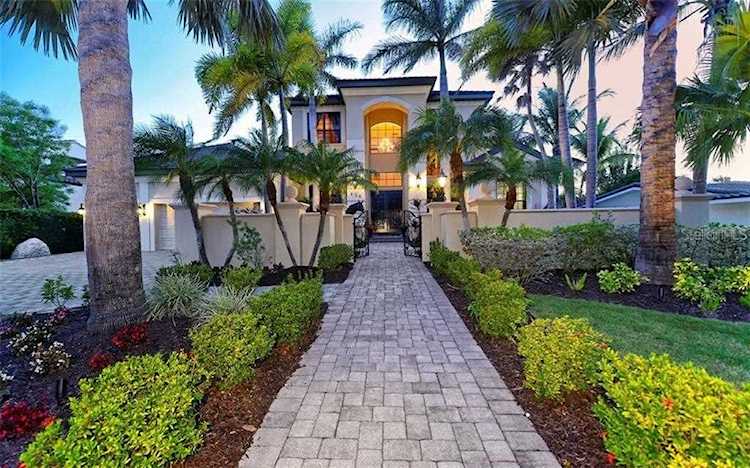 436 Pheasant Way Sarasota, FL 34236