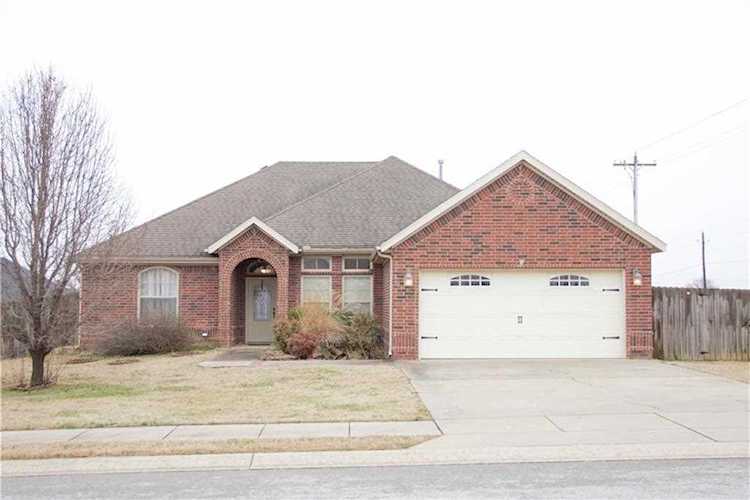 100 Blair Circle Pea Ridge, AR 72751