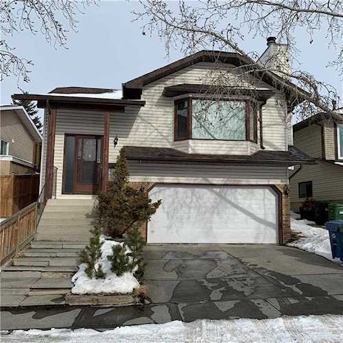 44 Hawkcliff Way NW Calgary, AB T3G 2R7